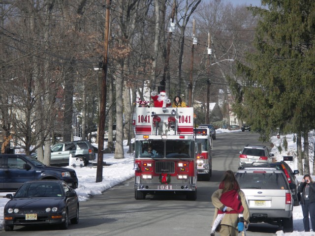 OFD Santa 2007 Part 1 the North Side of Oakland